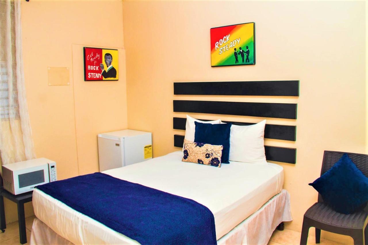 Eventuality B&B New Кінгстон Екстер'єр фото